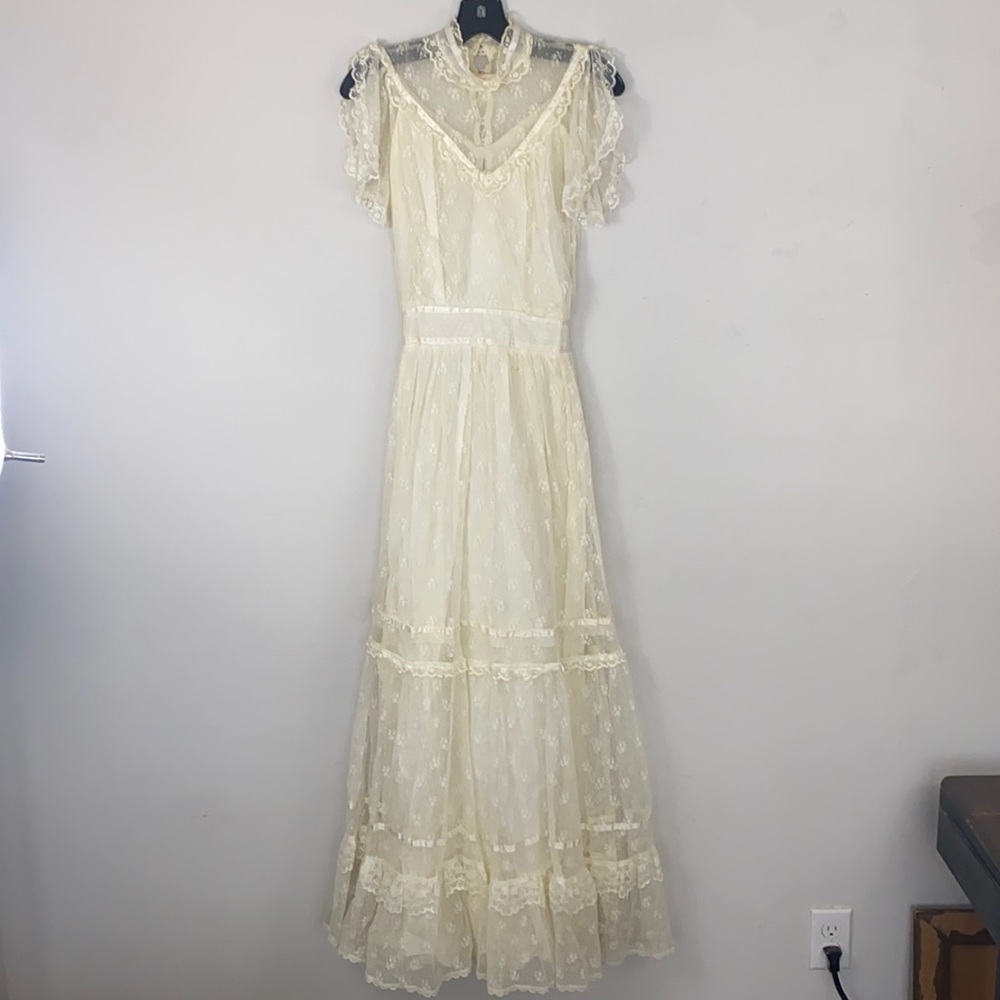 Gunne Sax Vintage Ivory Lace Victorian Wedding Dress